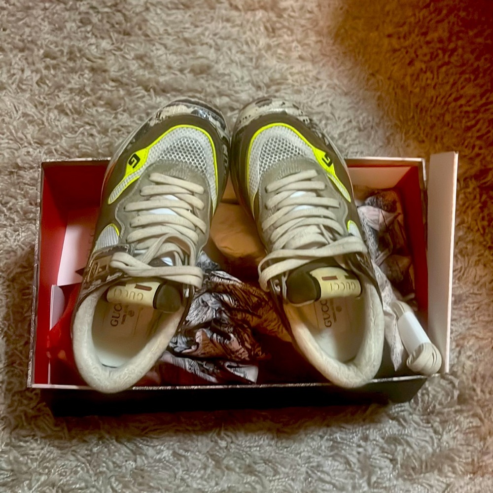 Gucci sneakers